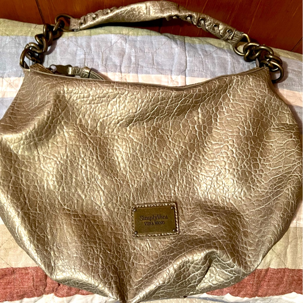 Simply Vera Wang Silver Sidekick
Satchel Shoulder Bag Purse Pleated
Metal Hobo